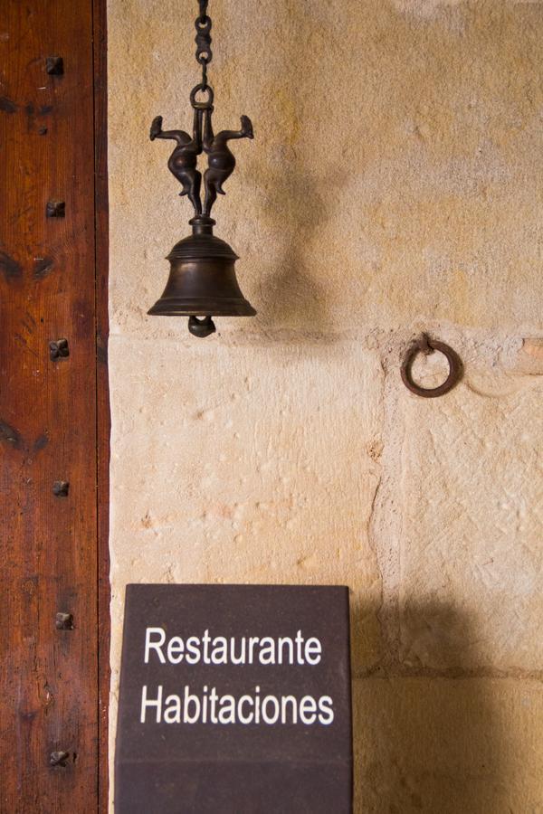 Hotel Hospederia Virgen De La Fuente Peñarroya de Tastavins Exterior foto